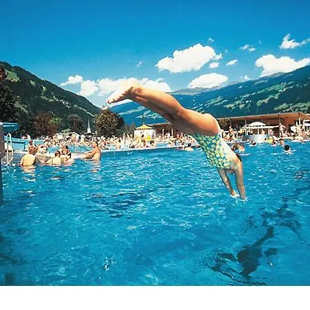 דירה Zillertal Arena *